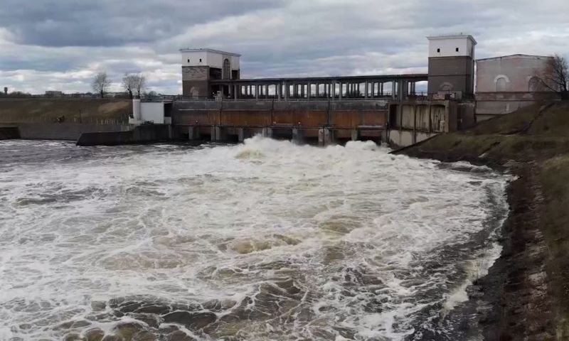 Уровень воды в Волге в Ярославле и Рыбинске начал снижаться