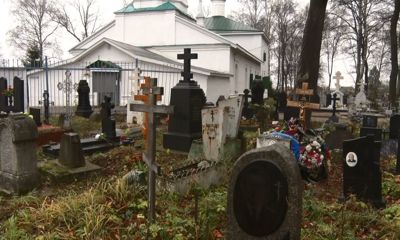 На древнем кладбище исчезают могилы — возмущены сотни пользователей соцсетей из Ярославля