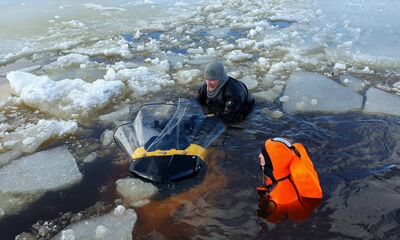 В Ярославской области под лед провалились рыбаки