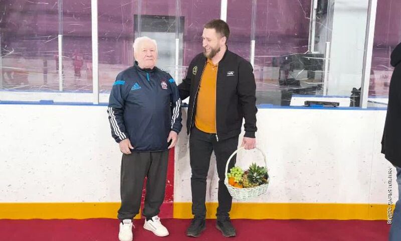 В Ярославле стартовал турнир хоккейный «Защитники Отечества»