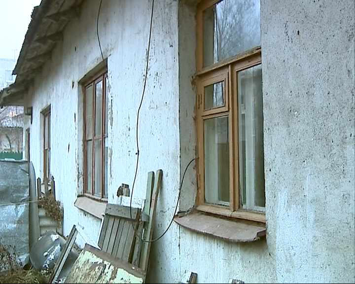 Жители нескольких одноэтажек на Блюхера и Шавырина в Ярославле живут в невыносимых условиях
