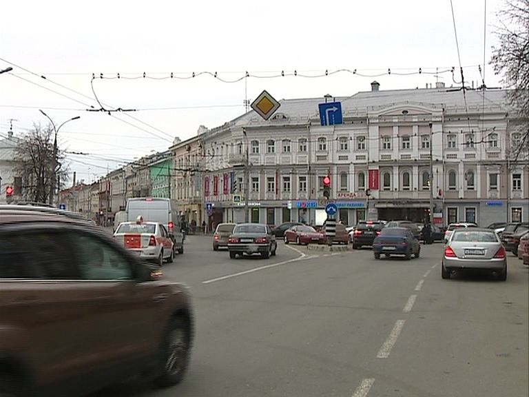 В Ярославле из-за ложного звонка о бомбе эвакуировали посетителей бара