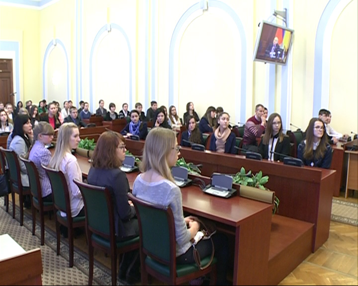 Старшеклассники Тутаевских и Гаврилов-Ямских школ приняли участие в проекте «Гражданский старт»