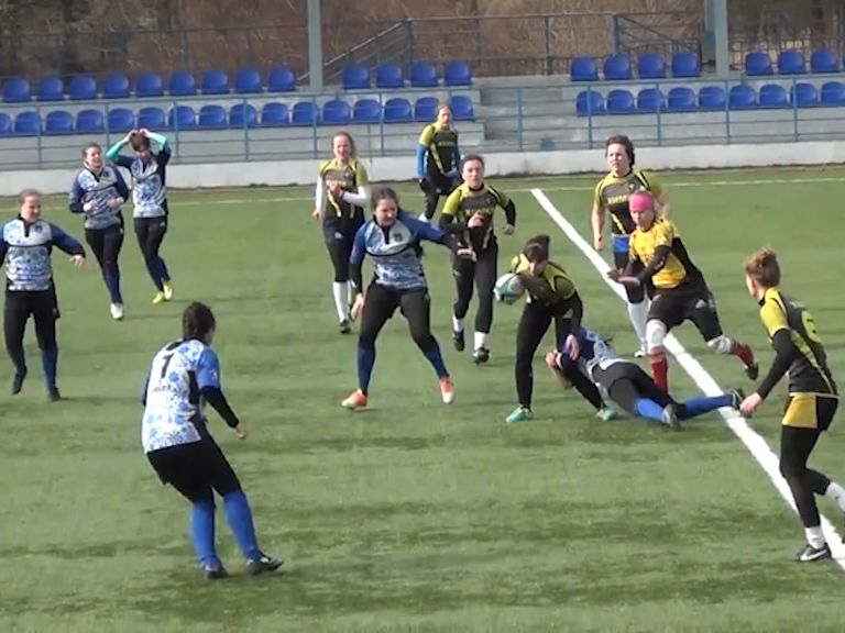 Женская команда по регби заняла четвертое место на турнире в Зеленограде