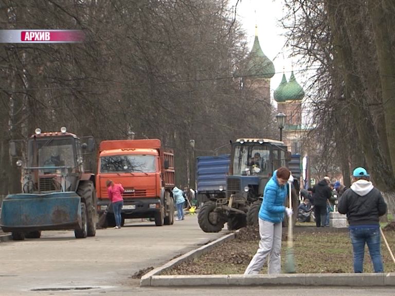 Владимир Слепцов потребовал за выходные навести чистоту и порядок во дворах и на улицах