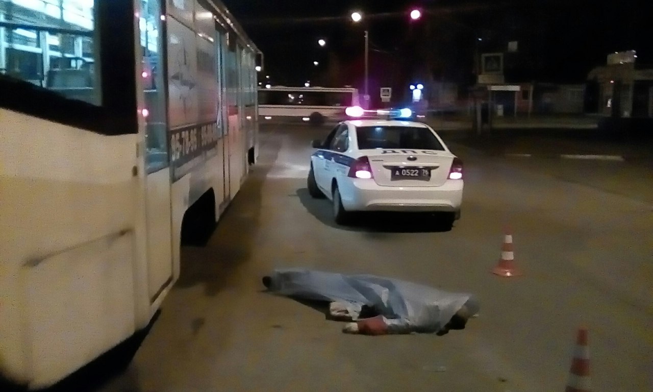 На Чкалова 57-летнего мужчину насмерть задавил трамвай