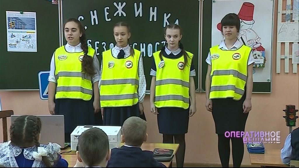 Дорожные полицейские провели в одной из школ Гаврилов-Яма урок безопасности