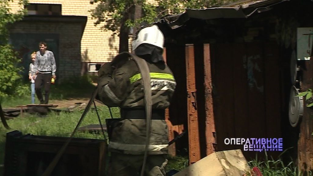 В Заволжском районе огонь уничтожил 16 хозпостроек