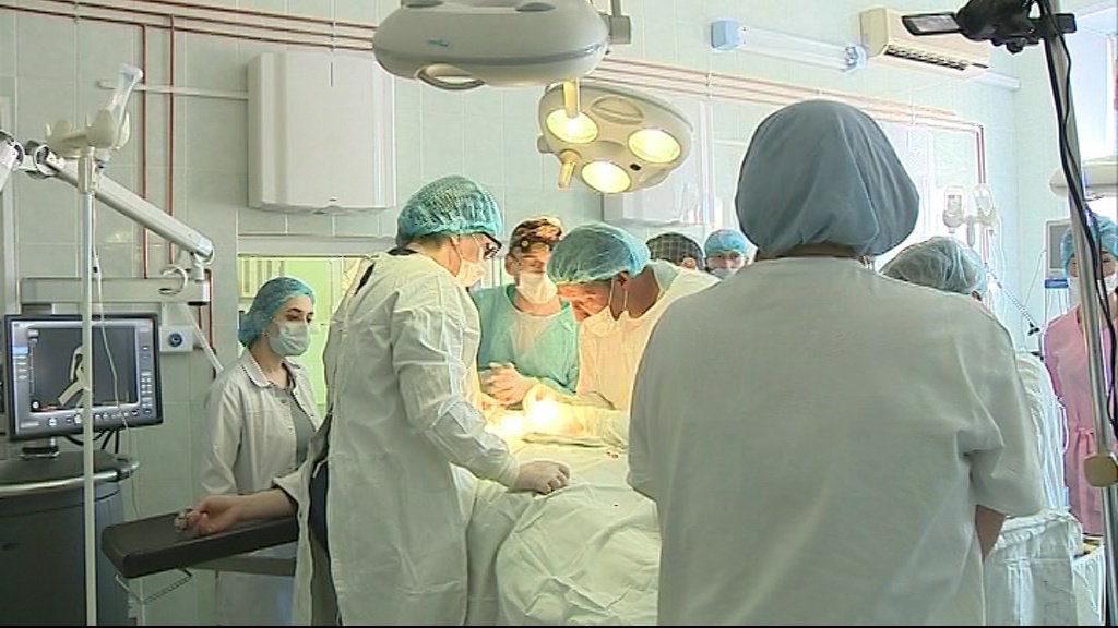 В Ярославле провели уникальную операцию по удалению опухоли молочной железы