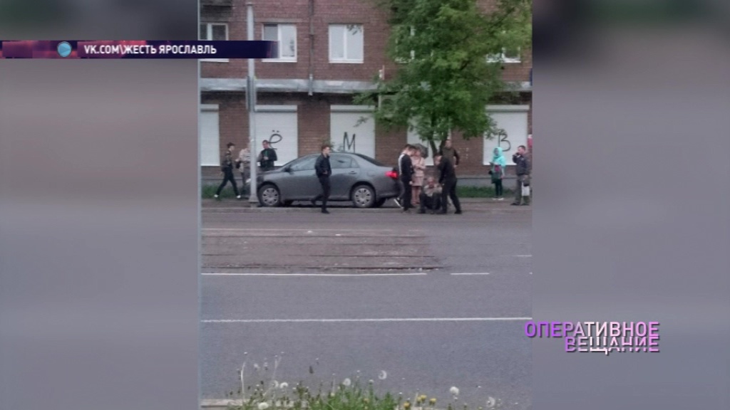 Сбил знак, а потом влетел в столб: ярославцы задержали пьяного водителя
