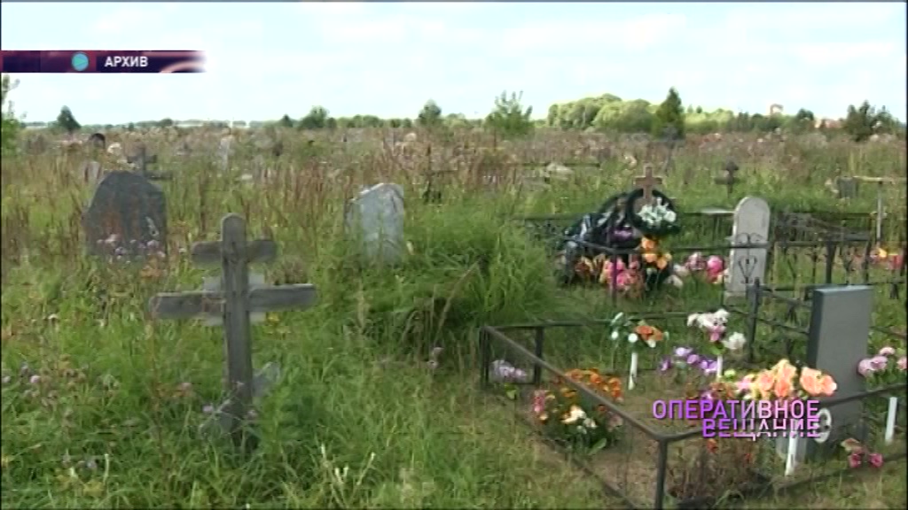 Рыбинцы украли 12 памятников с кладбища