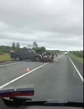 На границе Ярославской области в ДТП погибли два человека: ВИДЕО