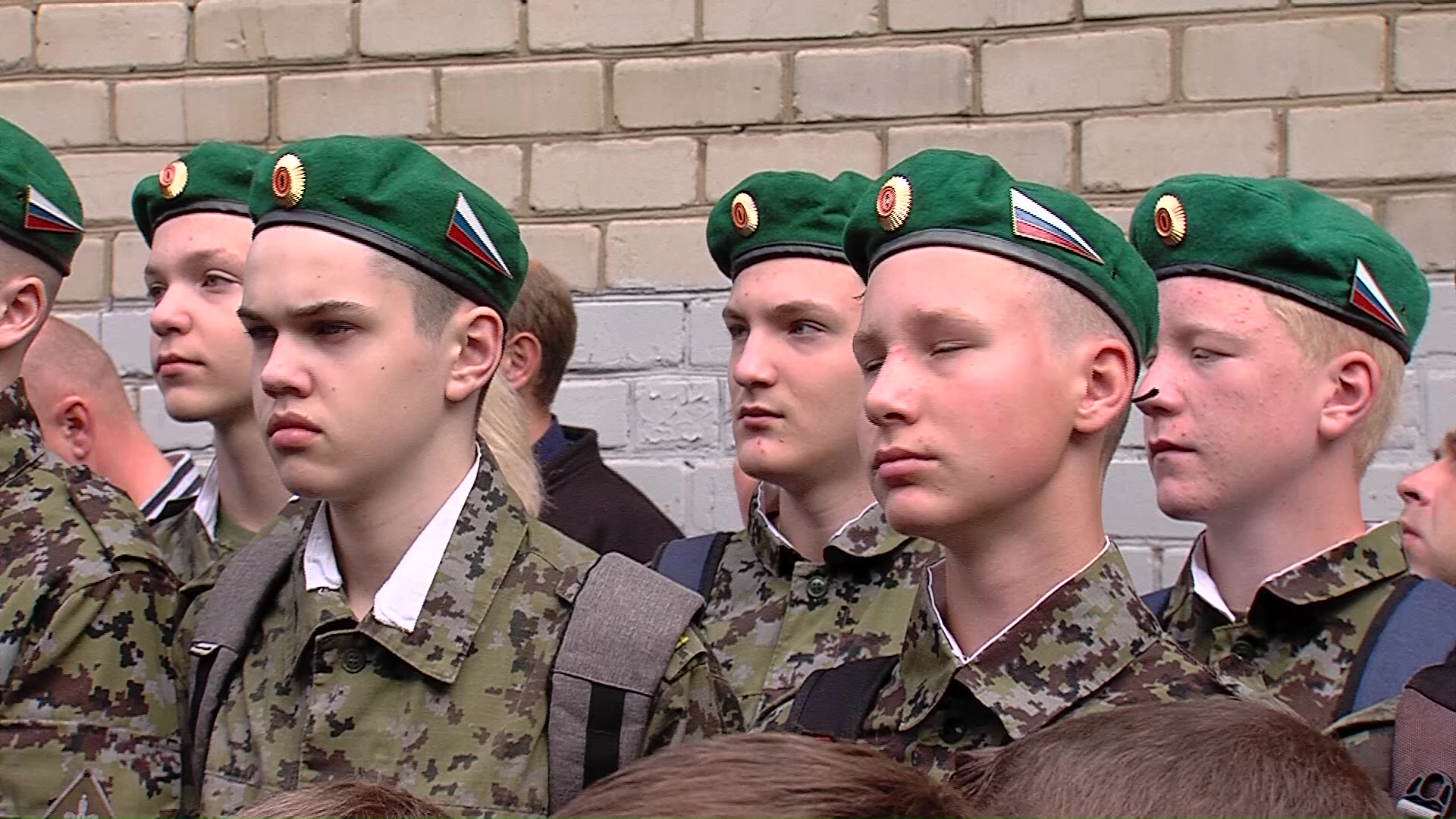 Ученики кадетских классов Ярославля отпраздновали День знаний
