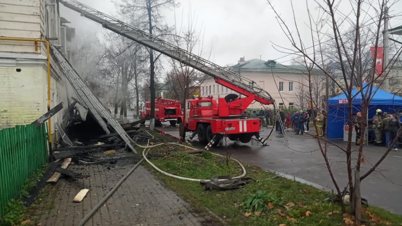 Появились первые кадры с места трагедии в Ростове, где погибли шесть человек