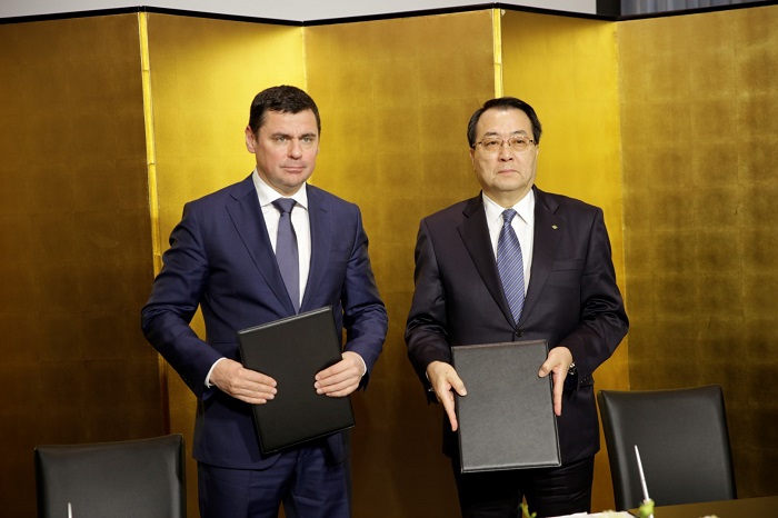 Дмитрий Миронов подписал меморандум о сотрудничестве между правительством области и японской торговой ассоциации РОТОБО
