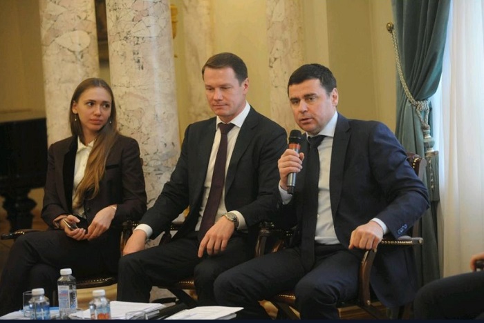 Дмитрий Миронов провел заседание рабочей группы Госсовета по молодежной политике в Москве