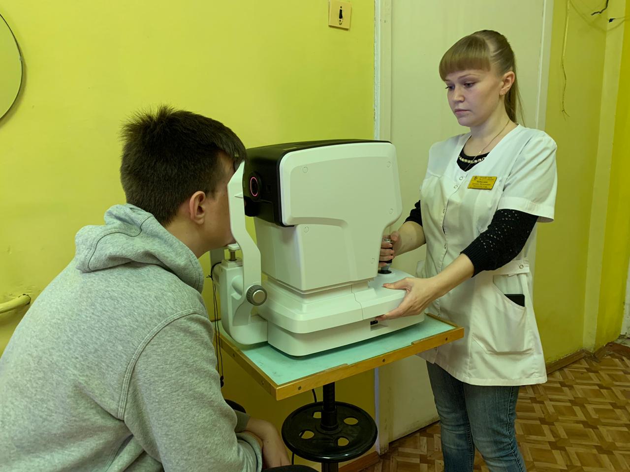 В Мышкинской ЦРБ для маленьких пациентов закупили современное офтальмологическое оборудование