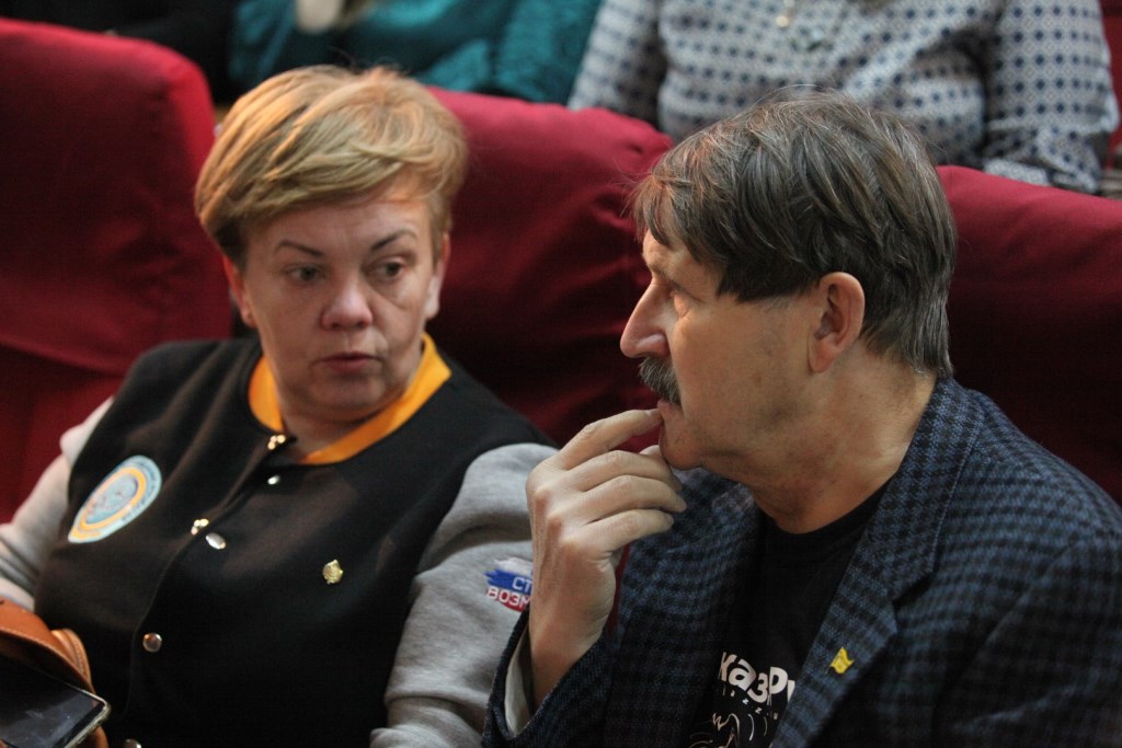 В Ярославской области обсудили взаимодействие педагогов и общественности в вопросах воспитания