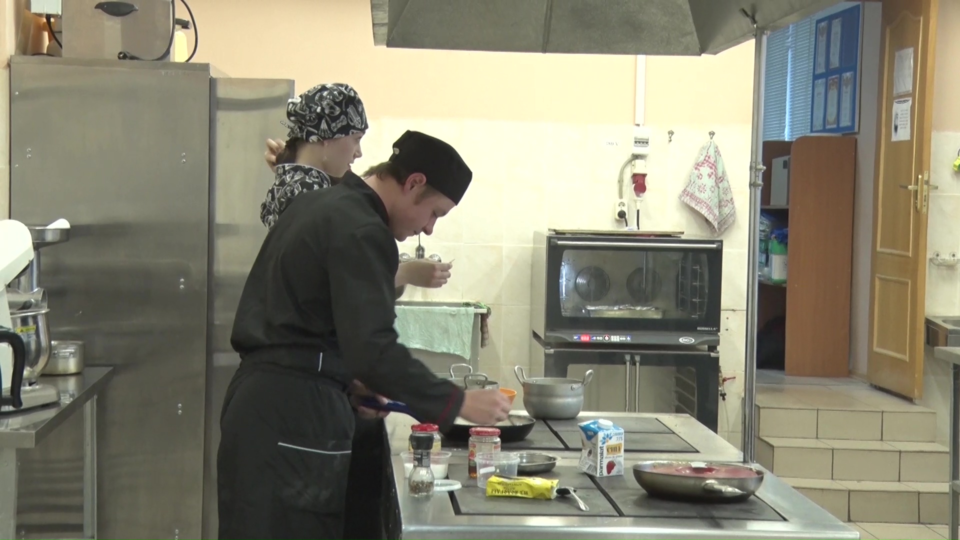 Студенты ярославского колледжа индустрии питания разработали концепцию своих будущих ресторанов