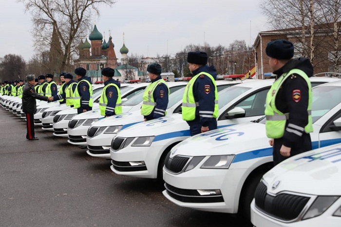 Автопарк Госавтоинспекции Ярославской области пополнился 34 патрульными автомобилями