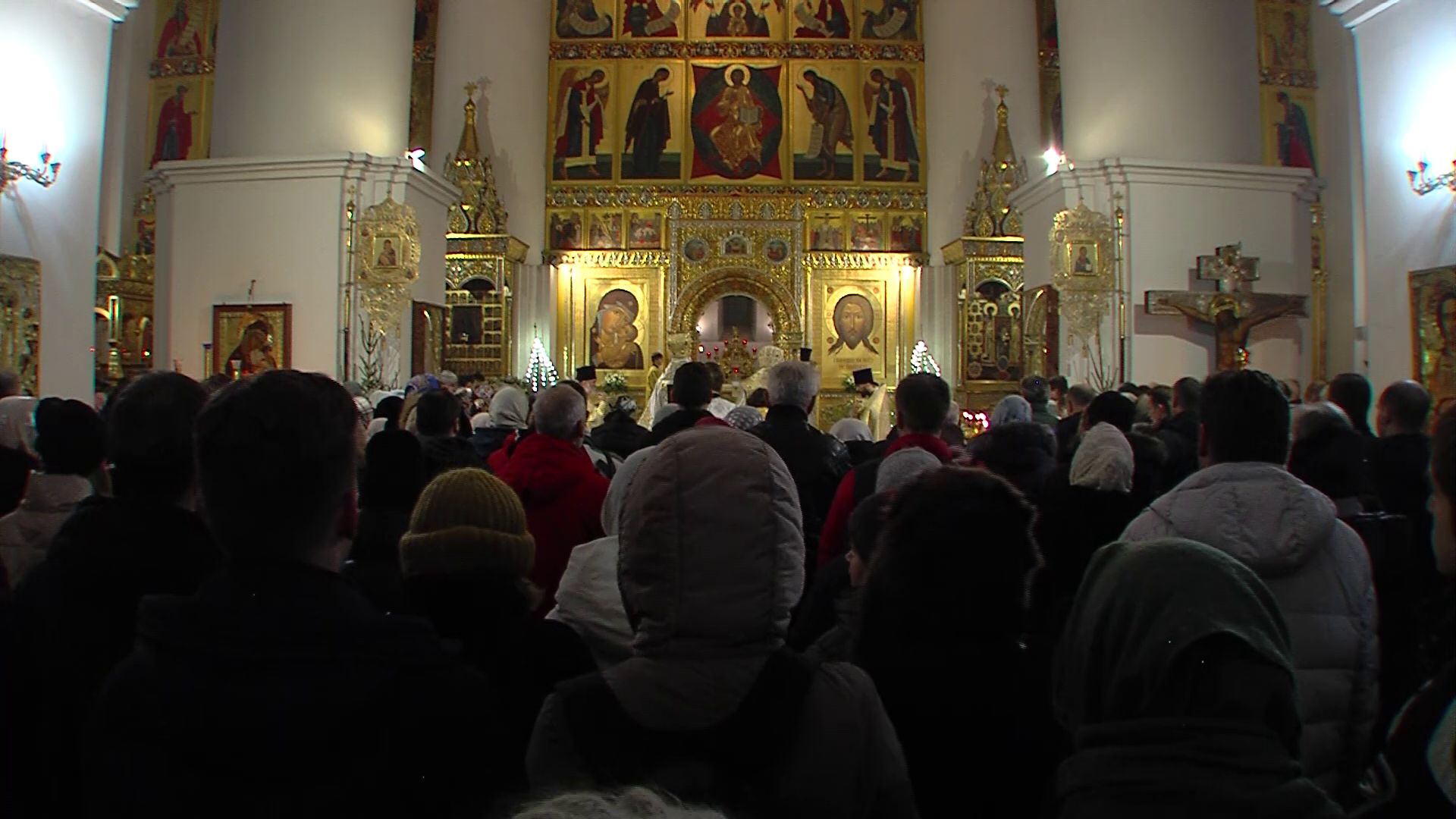 Рождественскую службу в Успенском соборе провели сразу два митрополита