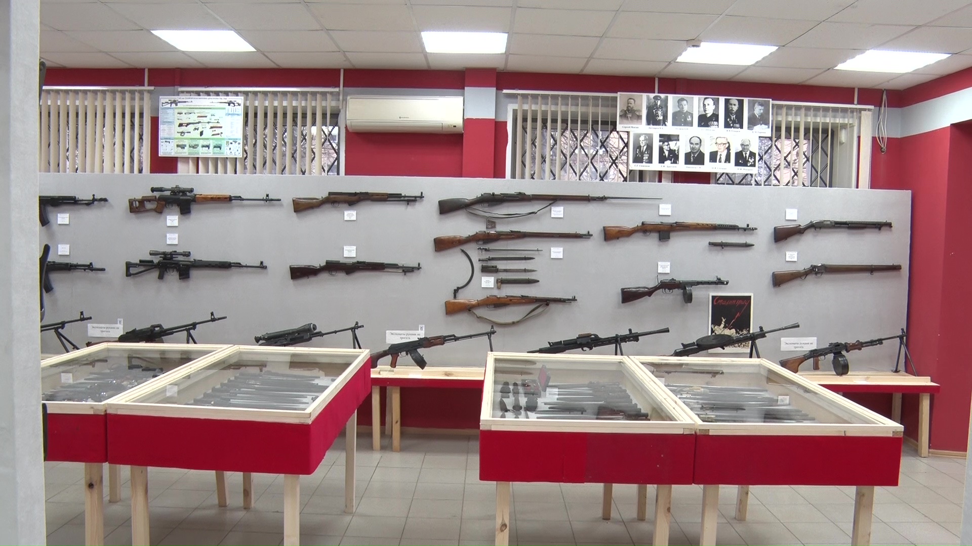 Редчайшие экземпляры с необыкновенной историей: в Ярославле открылся музей оружия