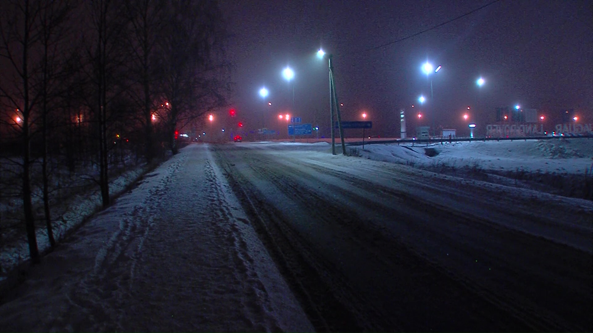 Жителям Ярославского района напомнили о важности световозвращающих элементов