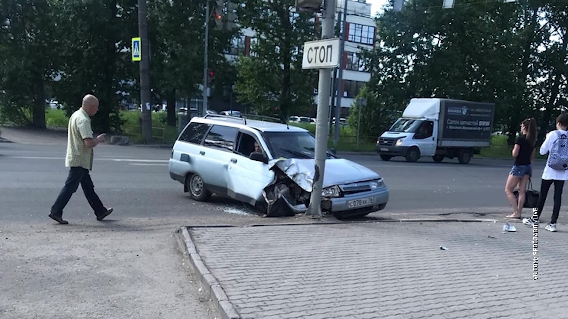 На проспекте Октября в Ярославле произошло сразу два ДТП