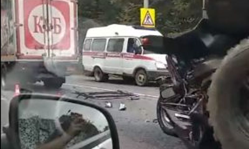 Западный военный округ: ДТП с военной колонной на М8 произошло по вине водителей гражданских авто