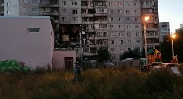 Ярославские волонтеры помогают жильцам дома, в котором взорвался газ