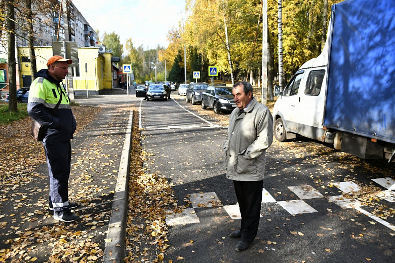 В Ярославле завершился ремонт дороги на 1-й Тормозной улице