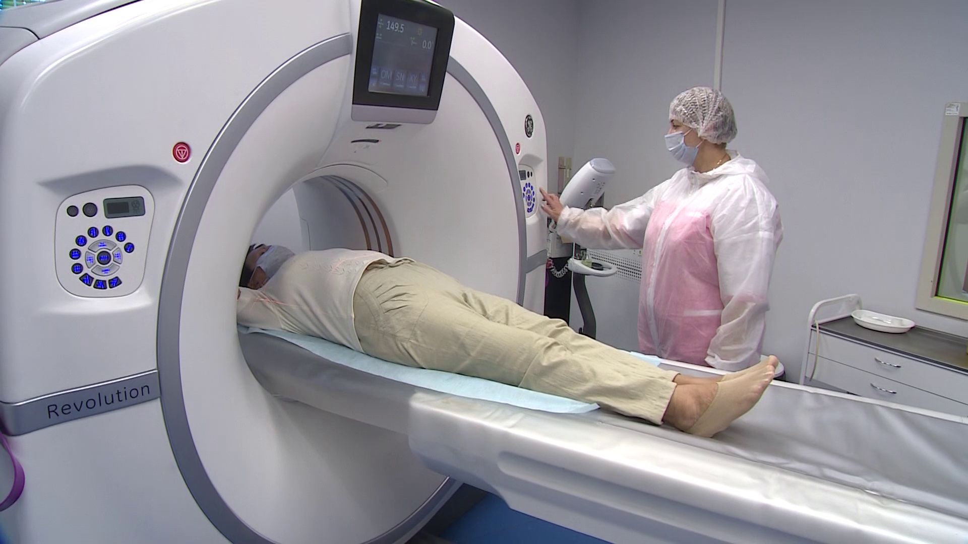 В областной онкологической больнице запущен в работу компьютерный томограф