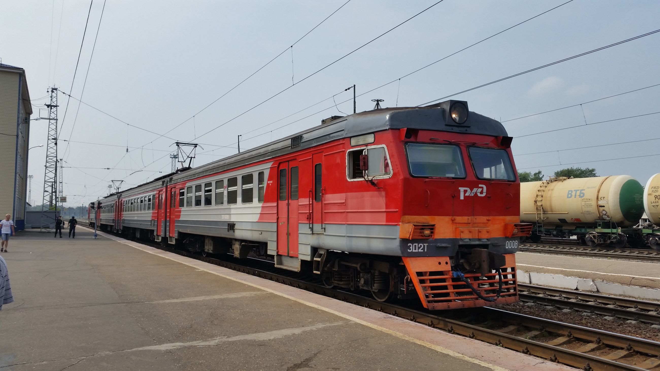 фото 147 поезда из ярославля в москву