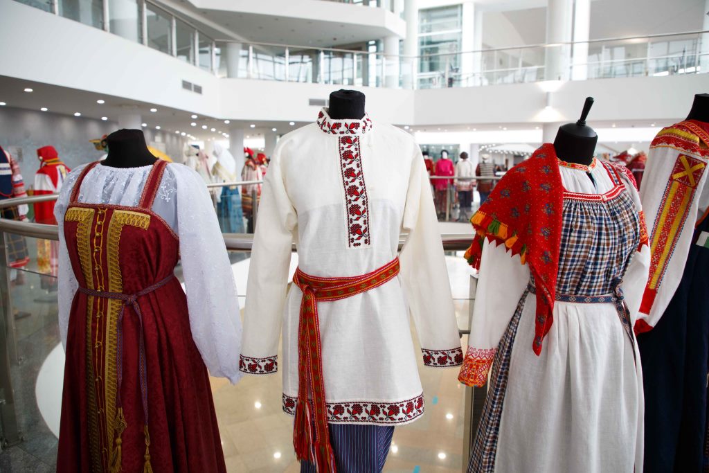Свыше сотни костюмов и кукол в костюмах: в Ярославле стартовал необычный фестиваль