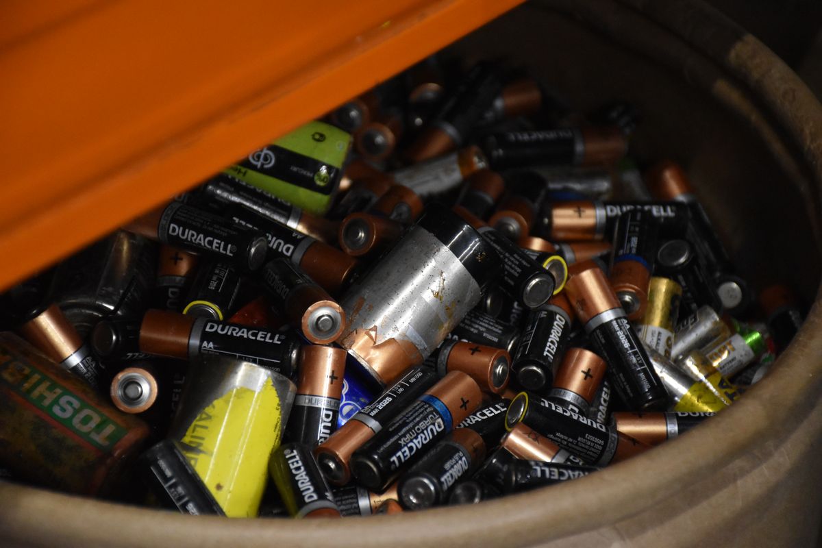 Ярославцы с начала года сдали на переработку почти десять тонн батареек