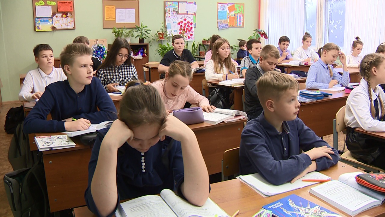 90 школ и колледжей Ярославской области получают дополнительное компьютерное оборудование