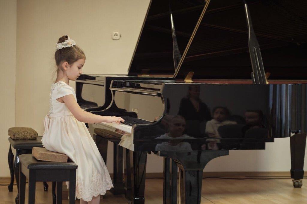 У ярославской школы искусств появятся новые музыкальные инструменты