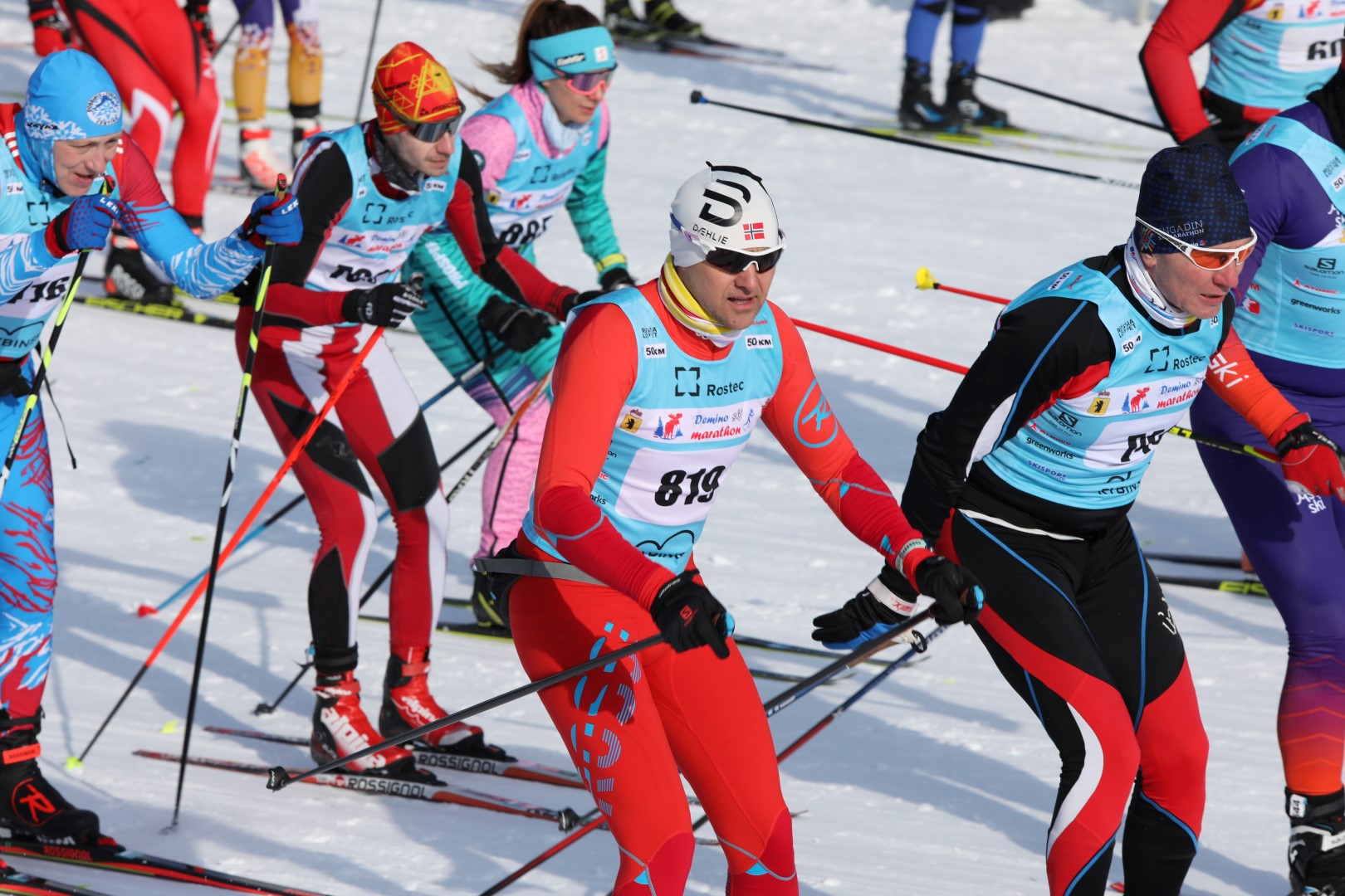 Дмитрий Миронов дал старт XIV Международному Деминскому лыжному марафону