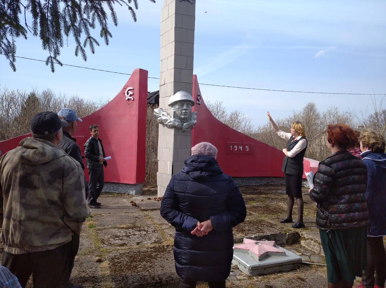 В деревне Большесельского района планируют благоустроить стелу памяти погибших воинов