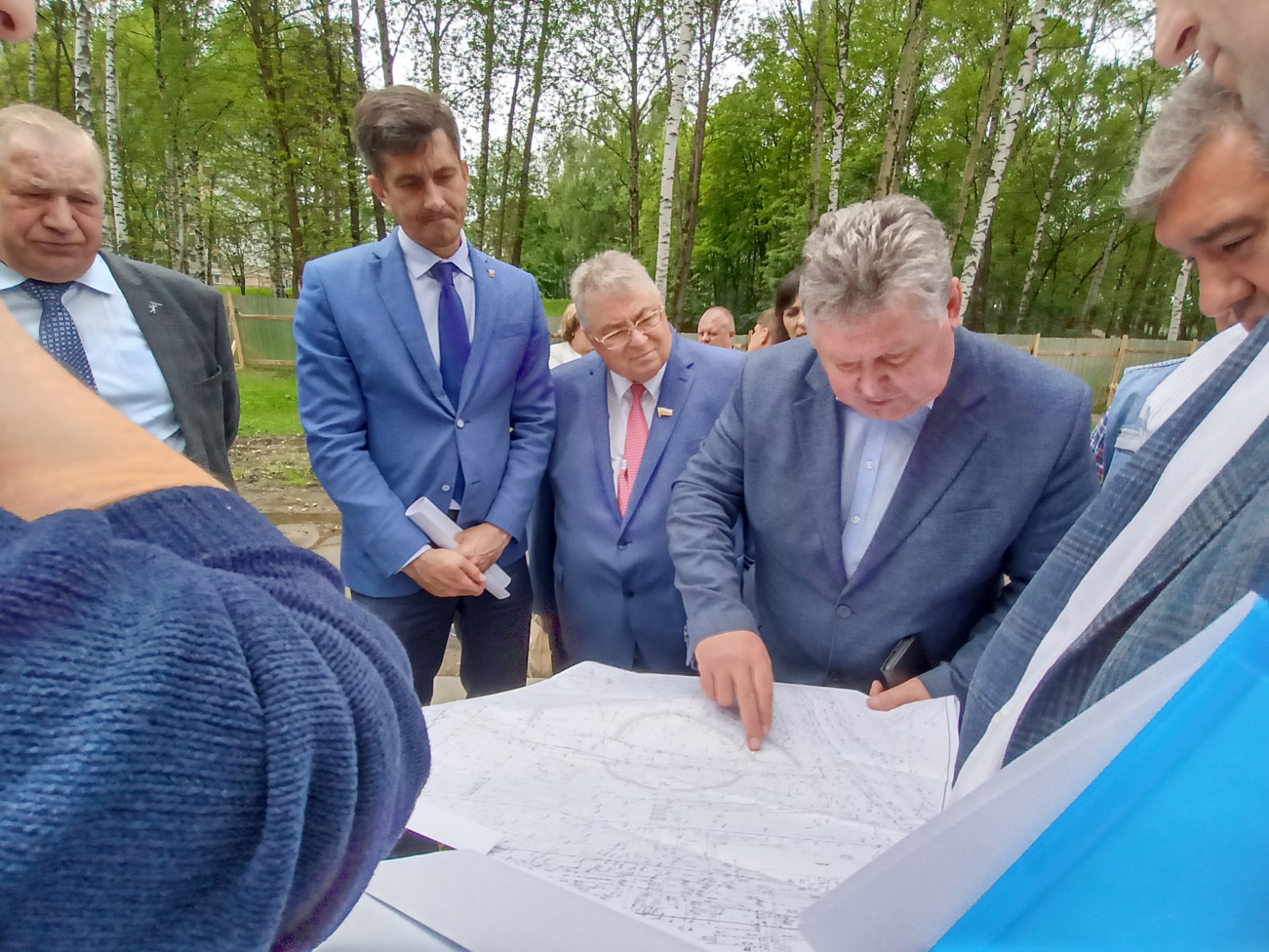 Ярославцам рассказывают о проектах благоустройства трех городских парков