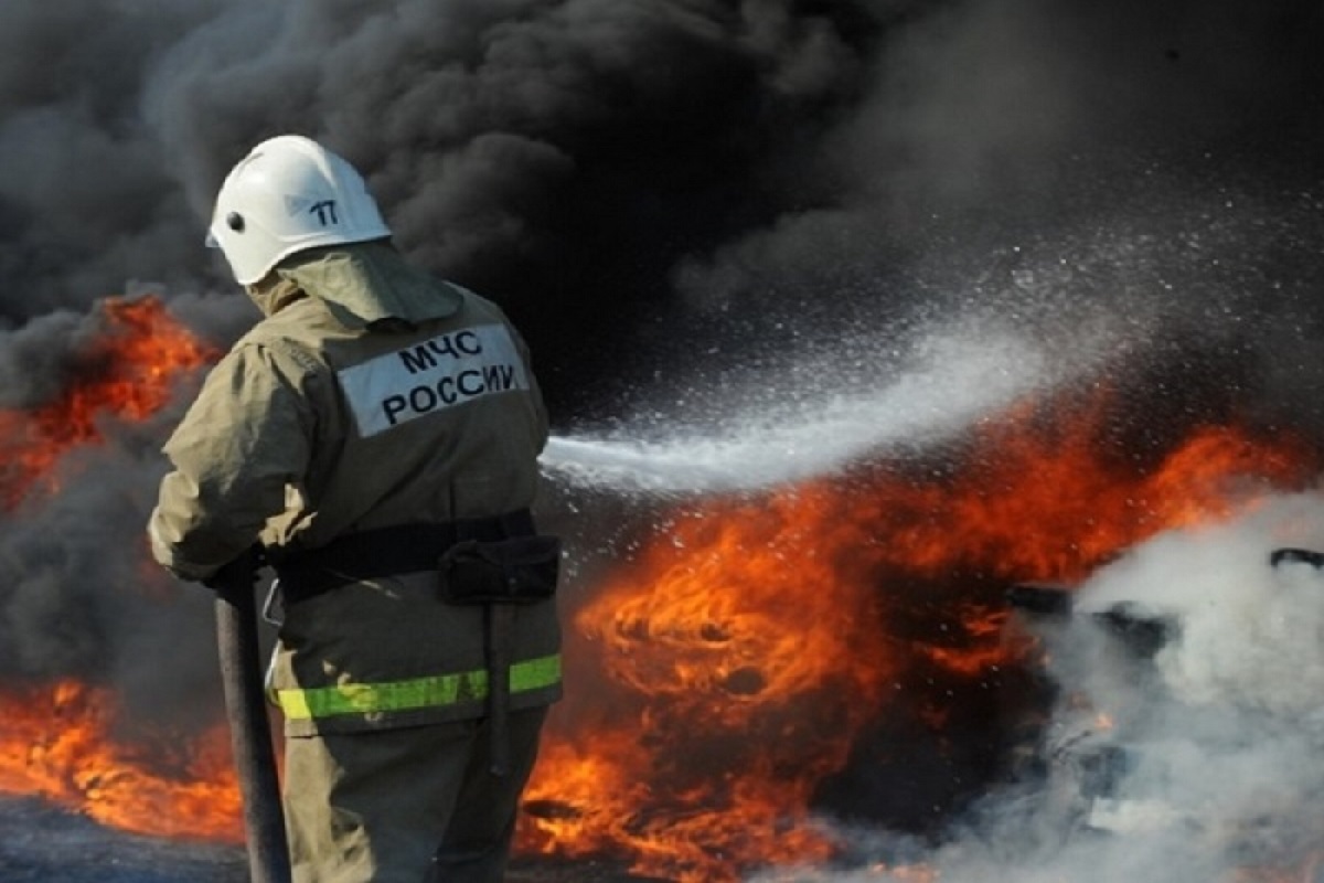 Серия автопожаров в Ярославской области: неизвестные поджигают машины врачей
