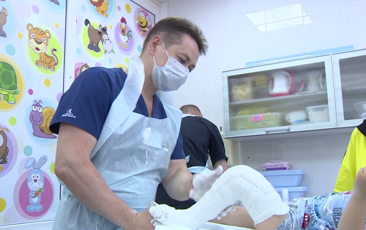Врач из Ярославля стал лучшим детским травматологом-ортопедом страны