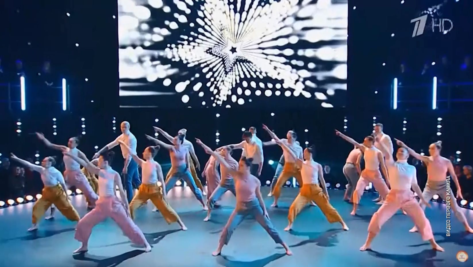 Ярославский танцевальный коллектив «Podval Company» уверенно идет к победе в шоу «Dance Революция» на федеральном канале