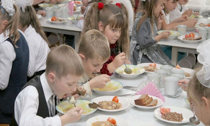 В России будет создан список детей, нуждающихся в специальном питании