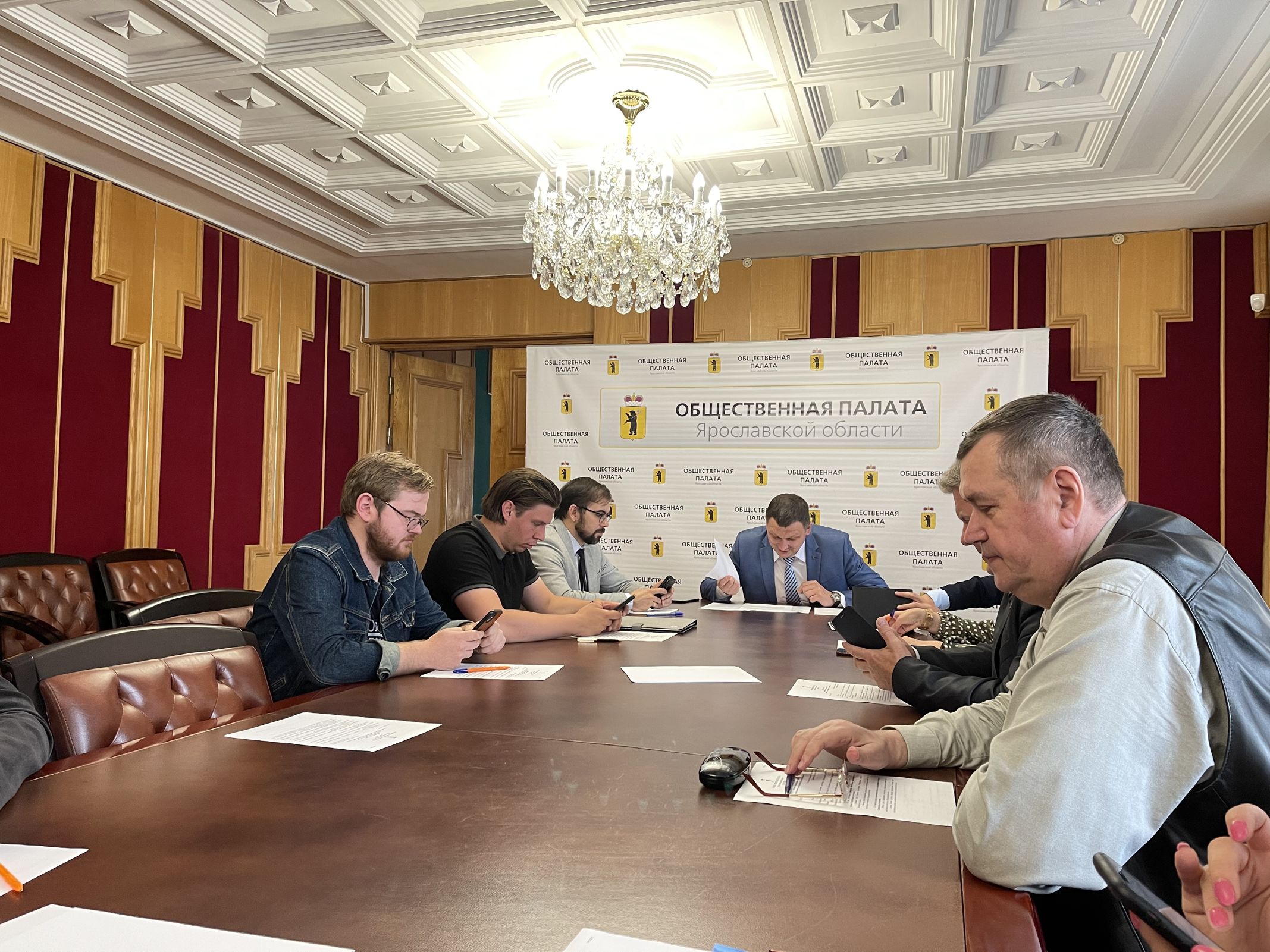 Западные страны не оставляют попыток вмешаться в российский избирательный процесс - отметили на заседании общественного штаба в Ярославле