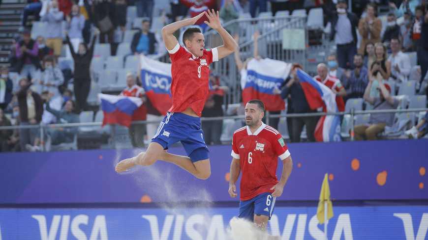 Ярославец Борис Никоноров в составе сборной России взял золото на Чемпионате мира по пляжному футболу 2021