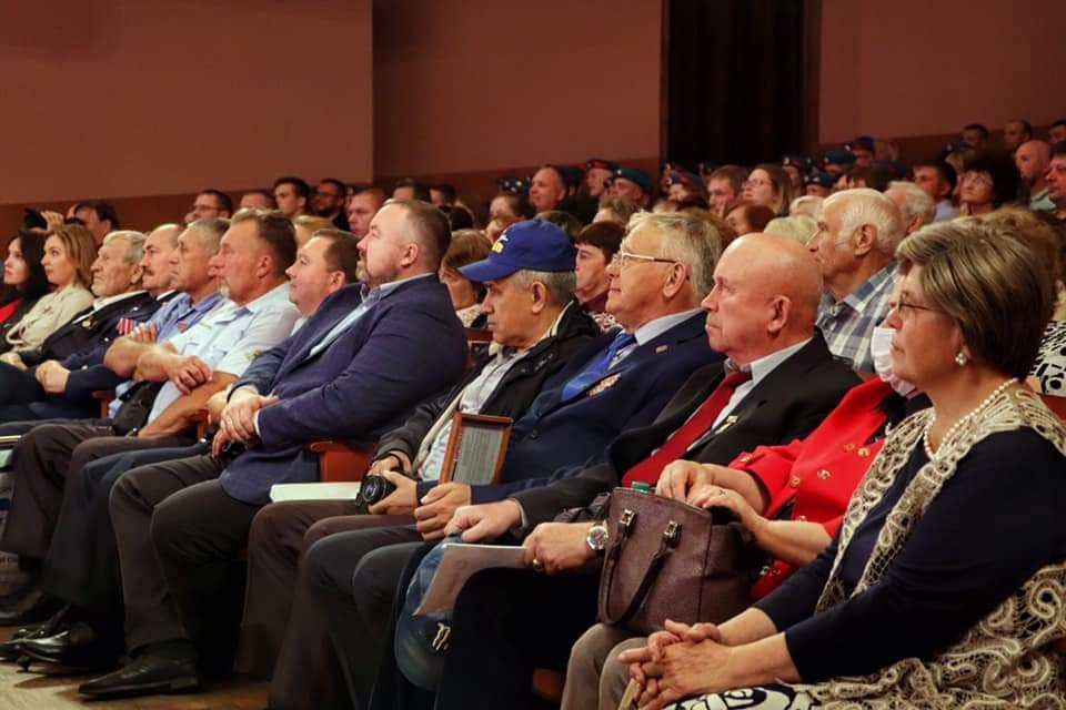 Общественники Ярославля возмущены постановкой военно-патриотического клуба на юбилейном вечере