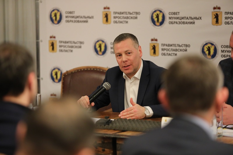 Михаил Евраев поддержал внедрение новых инструментов работы органов власти в социальных сетях