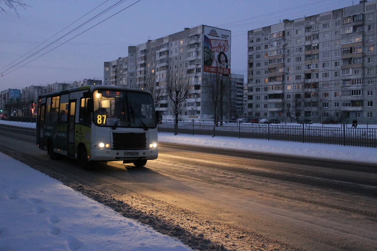 Невакцинированных водителей общественного транспорта будут отстранять от работы в Ярославле