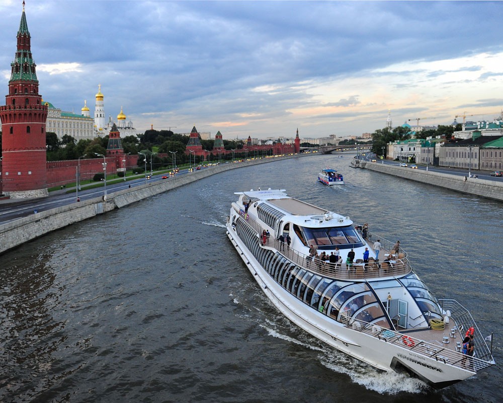 Преимущества прогулки по Москве-реке